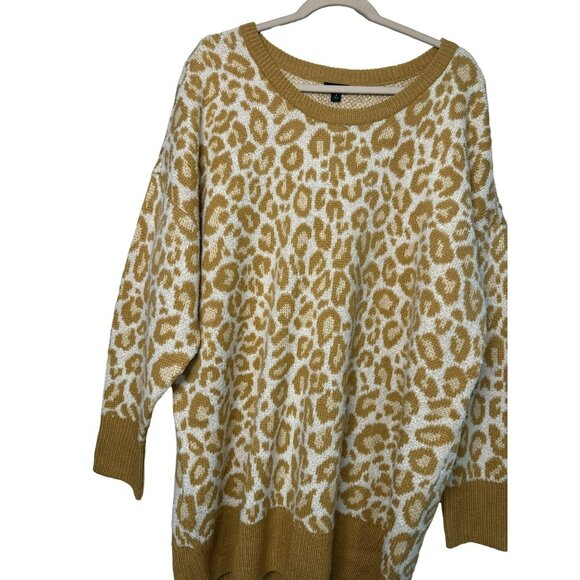Torrid Soft Popcorn Knit Drop Shoulder Sweater | Leopard Print, Women's Size 3 - Picture 4 of 6